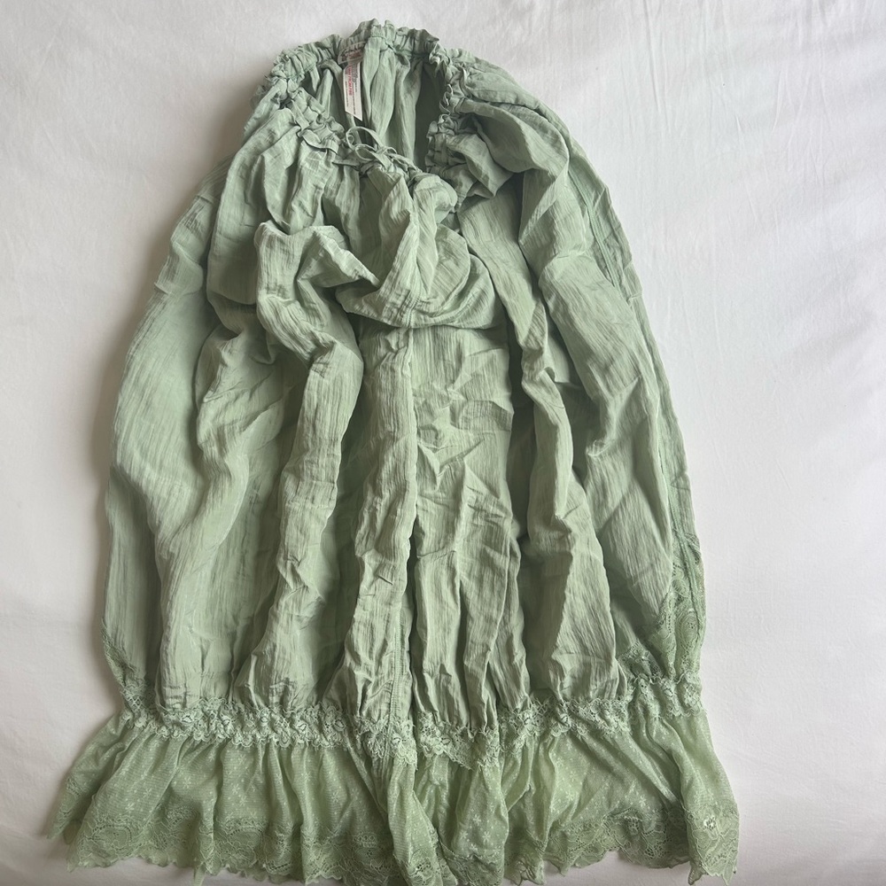 Light Green Harem Capris - Picture 5 of 7